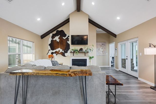 238 Sendero Horse Thief, Alpine, TX 79830