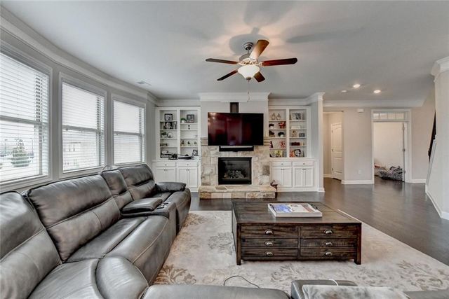 5525 Nesmith Court, Cumming, GA 30040