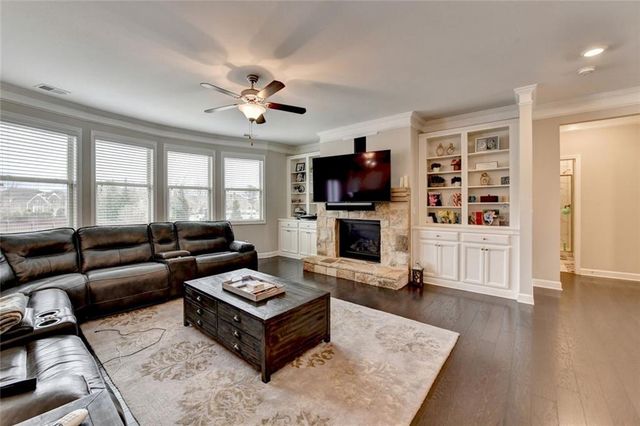 5525 Nesmith Court, Cumming, GA 30040