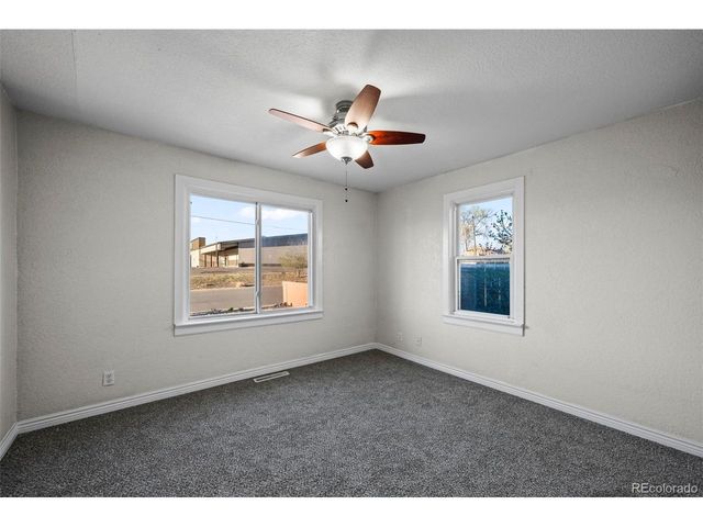 6640 E 74th Ave, Commerce City, CO 80022