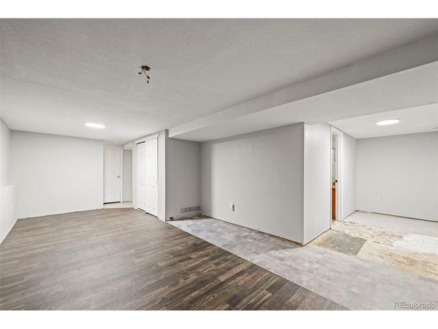 6640 E 74th Ave, Commerce City, CO 80022