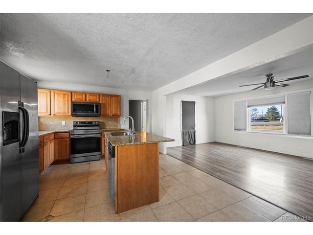 6640 E 74th Ave, Commerce City, CO 80022