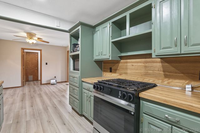 8427 N 170th East Avenue, Owasso, OK 74055