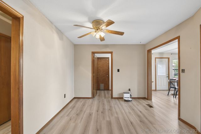 8427 N 170th East Avenue, Owasso, OK 74055