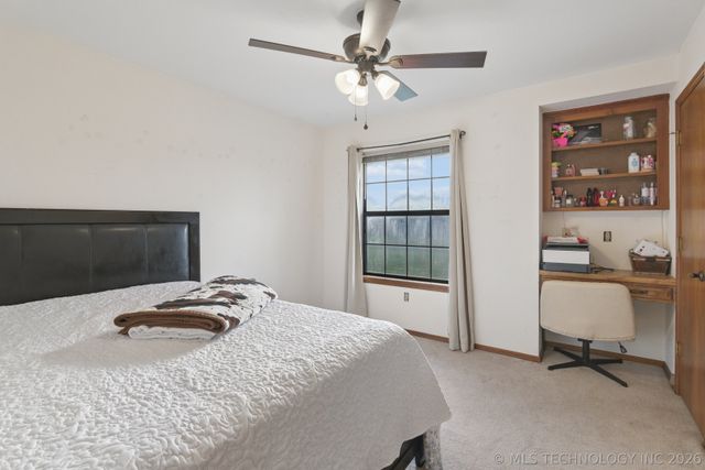 8427 N 170th East Avenue, Owasso, OK 74055