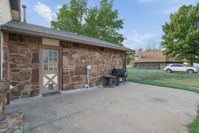 8427 N 170th East Avenue, Owasso, OK 74055
