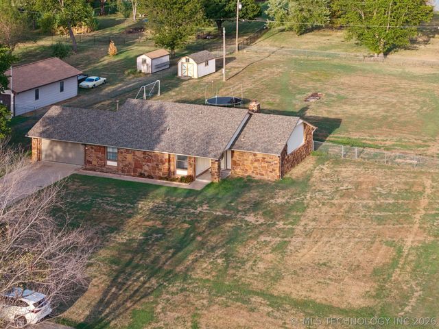 8427 N 170th East Avenue, Owasso, OK 74055