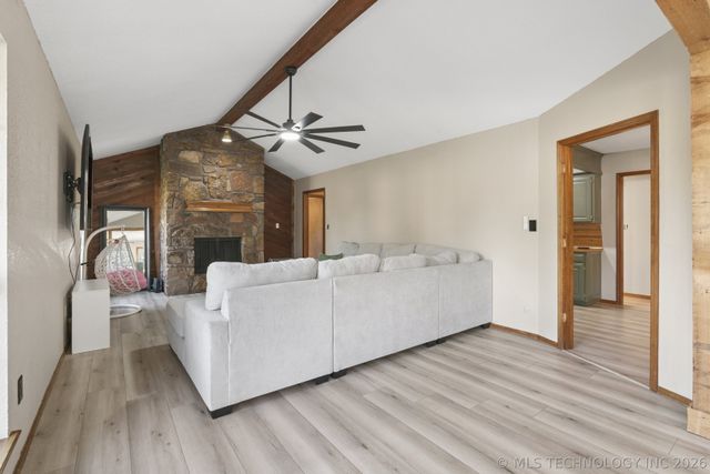 8427 N 170th East Avenue, Owasso, OK 74055