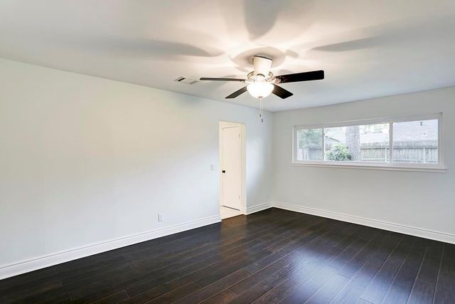 11219 Ash Creek Drive, Houston, TX 77043