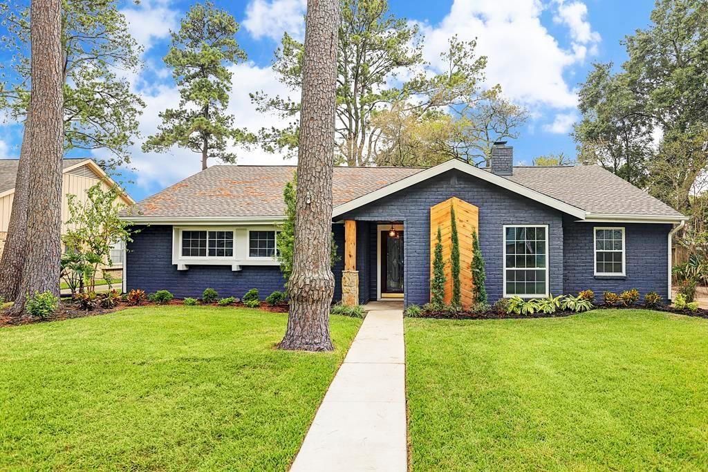 11219 Ash Creek Drive, Houston, TX 77043