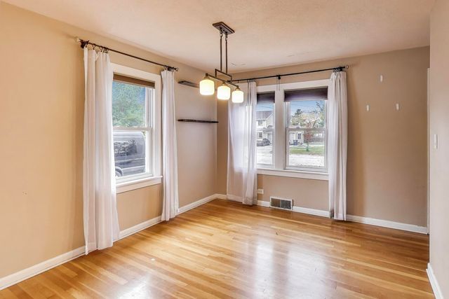 2537 S SCOTT Street, Des Plaines, IL 60018