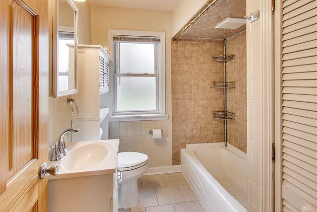 2537 S SCOTT Street, Des Plaines, IL 60018