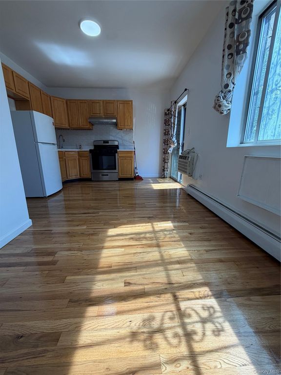 90-05 54th Avenue, Elmhurst, NY 11373 — photo 3