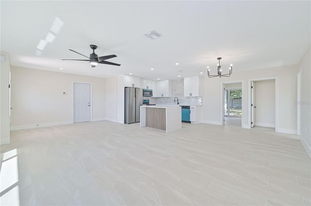 115 SE 24TH AVENUE A&B, Cape Coral, FL 33990