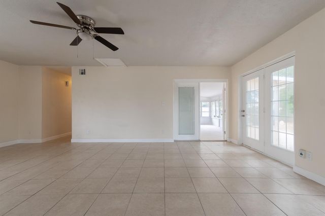170 SE Serenata Court, Port St Lucie, FL 34983