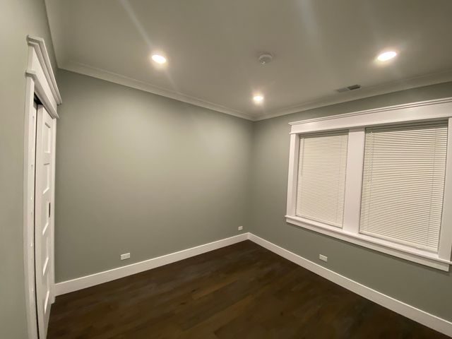 3657 N Whipple Street, Chicago, IL 60618