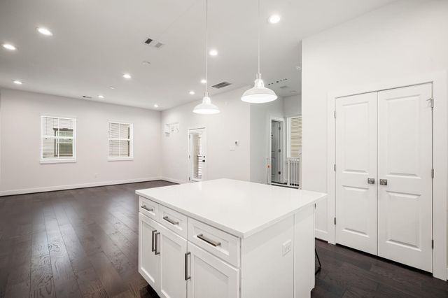 5434 Wheatley Street B, Houston, TX 77091
