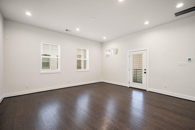 5434 Wheatley Street B, Houston, TX 77091
