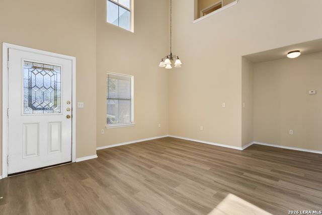 8623 Widgeon Ct, San Antonio, TX 78245