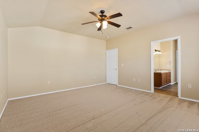 8623 Widgeon Ct, San Antonio, TX 78245