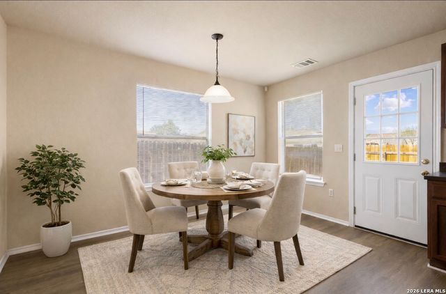 8623 Widgeon Ct, San Antonio, TX 78245