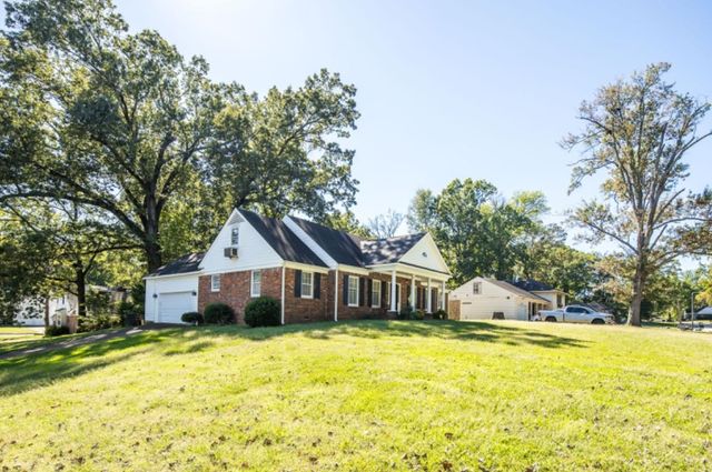 4851 ROLLING MEADOWS DR, Memphis, TN 38128