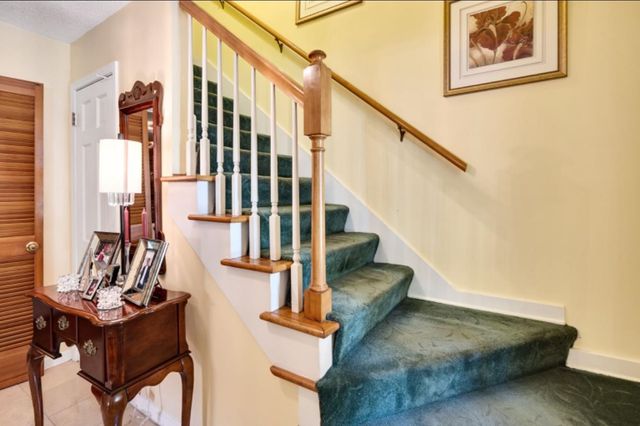 4851 ROLLING MEADOWS DR, Memphis, TN 38128