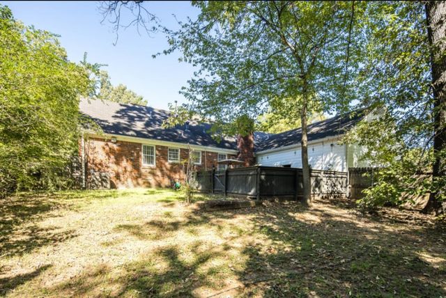 4851 ROLLING MEADOWS DR, Memphis, TN 38128