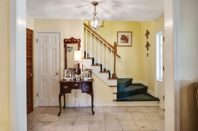 4851 ROLLING MEADOWS DR, Memphis, TN 38128