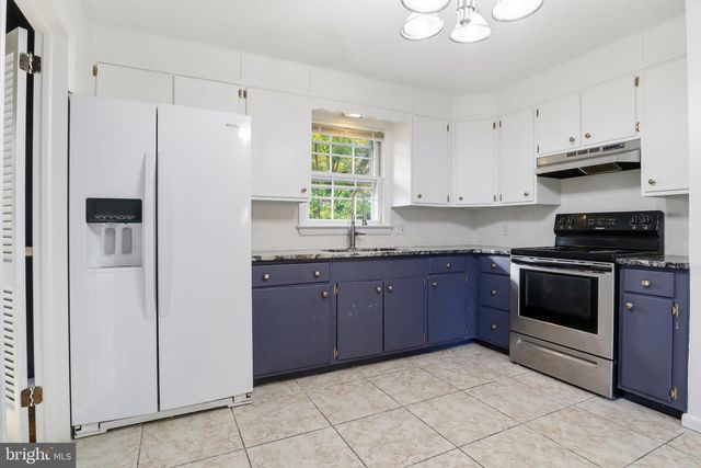 1262 WILSON AVE, Lancaster, PA 17603