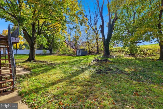 1262 WILSON AVE, Lancaster, PA 17603