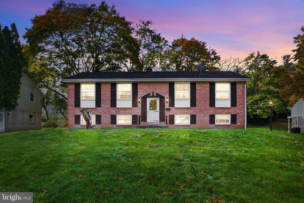 1262 WILSON AVE, Lancaster, PA 17603