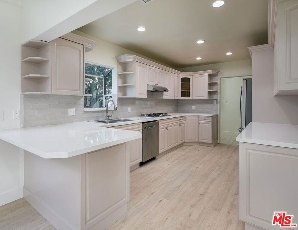 6029 Wilkinson Avenue, North Hollywood, CA 91606 — photo 3