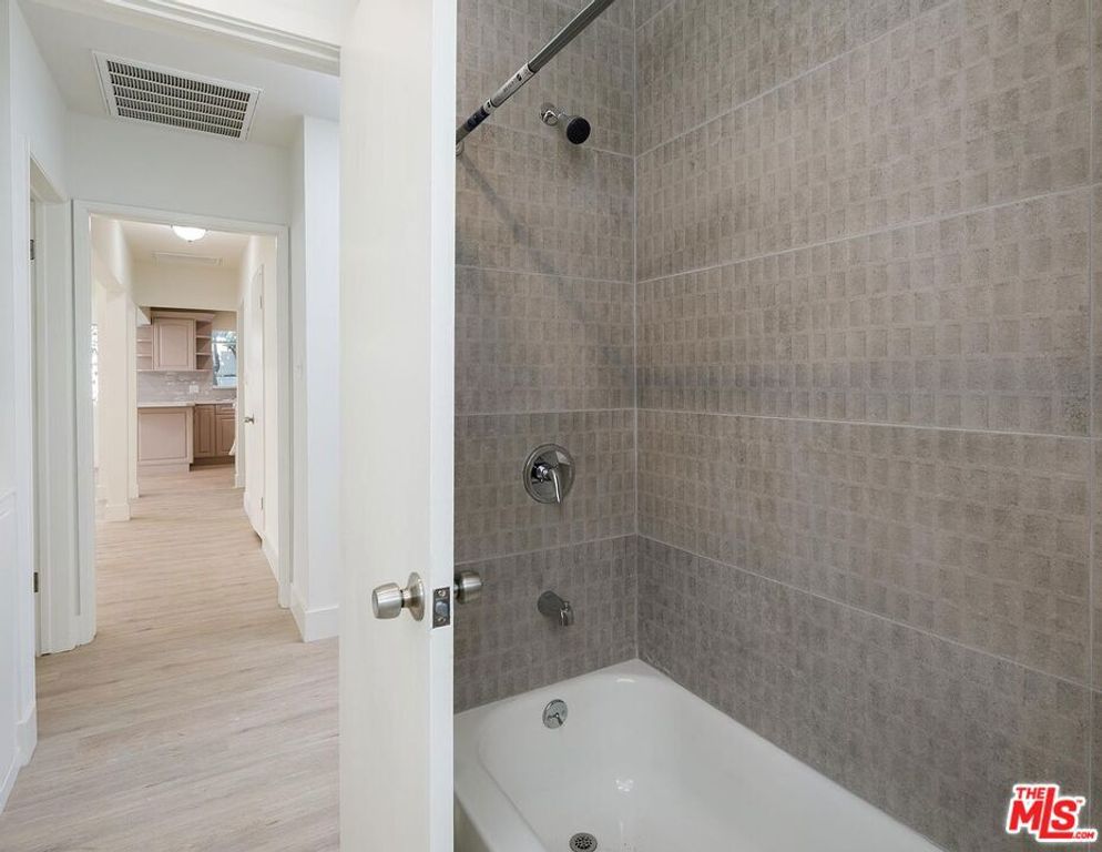 6029 Wilkinson Avenue, North Hollywood, CA 91606 — photo 4