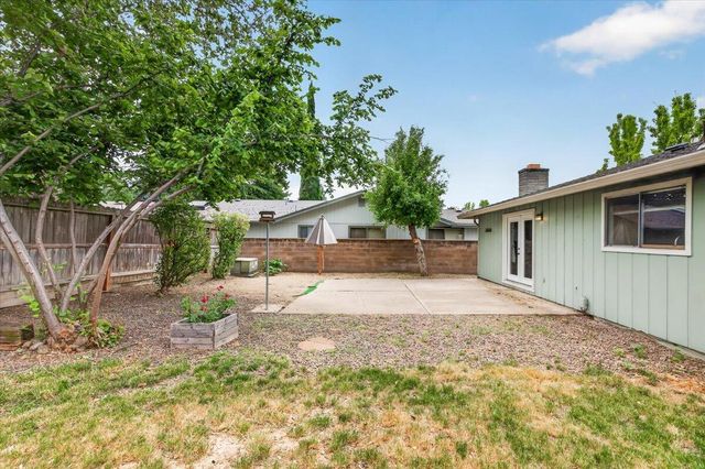 415 Sutter Avenue, Medford, OR 97504