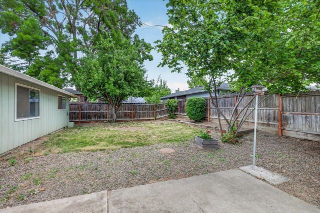 415 Sutter Avenue, Medford, OR 97504