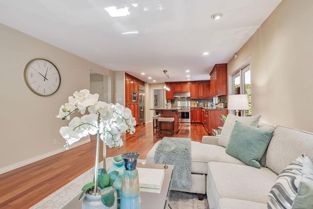 1521 Cherrywood Drive, San Mateo, CA 94403