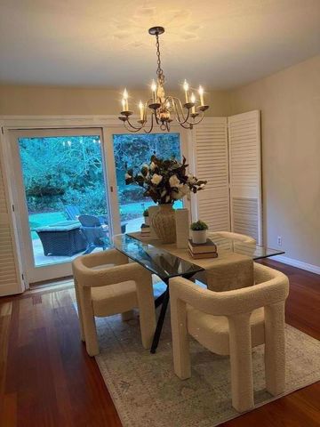 1521 Cherrywood Drive, San Mateo, CA 94403