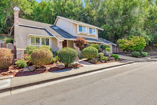 1521 Cherrywood Drive, San Mateo, CA 94403
