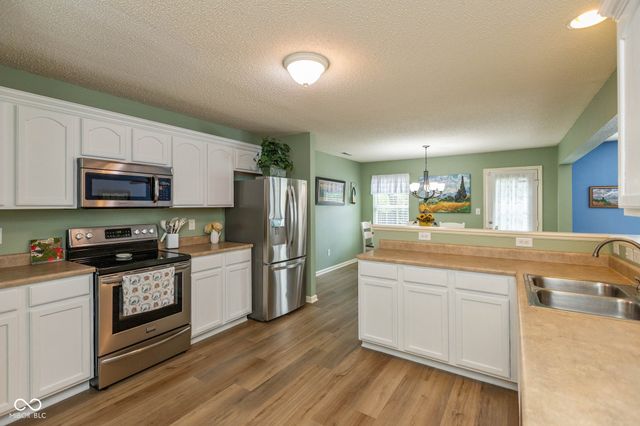 1305 Lake Meadow Drive, Indianapolis, IN 46217