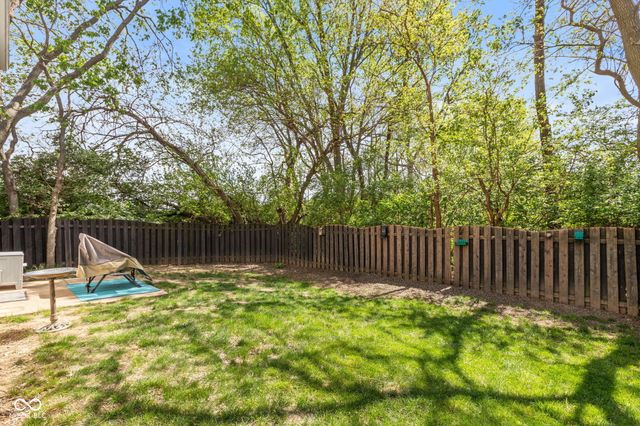 1305 Lake Meadow Drive, Indianapolis, IN 46217