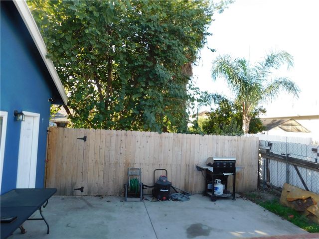 1000 N Mountain View, San Bernardino, CA 92410