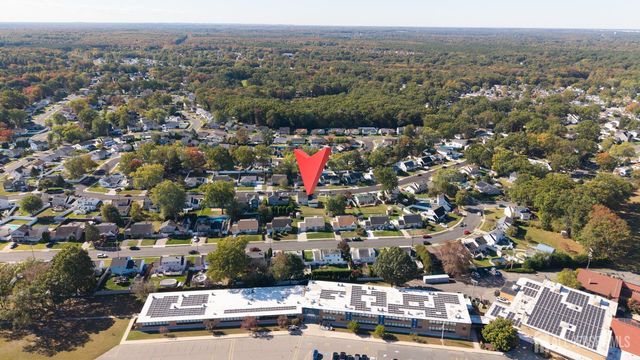 100 Bentley Avenue, Old Bridge, NJ 08857