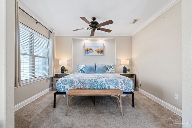 961 Aquamarine Dr, Gulf Breeze, FL 32563