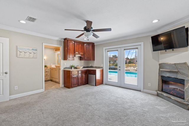 961 Aquamarine Dr, Gulf Breeze, FL 32563