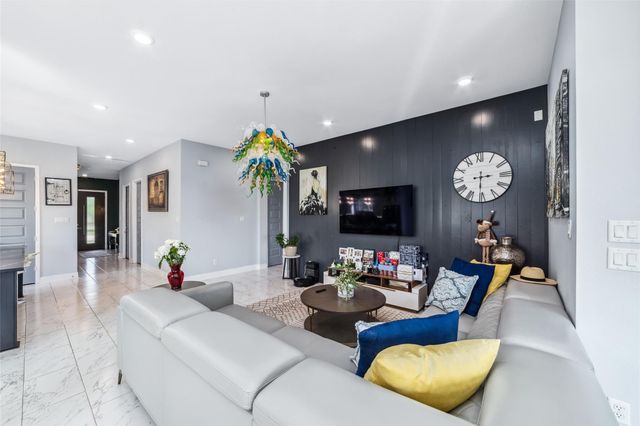 8826 Houston Falls Lane, Richmond, TX 77407