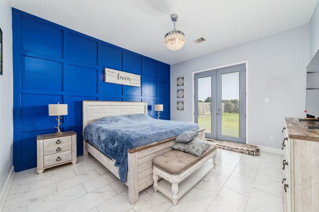 8826 Houston Falls Lane, Richmond, TX 77407