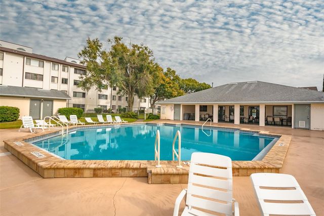 2065 ISLE ROYALE COURT SE 141, Winter Haven, FL 33880