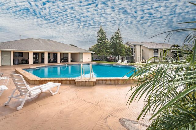 2065 ISLE ROYALE COURT SE 141, Winter Haven, FL 33880