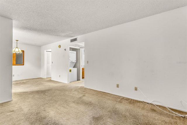 2065 ISLE ROYALE COURT SE 141, Winter Haven, FL 33880